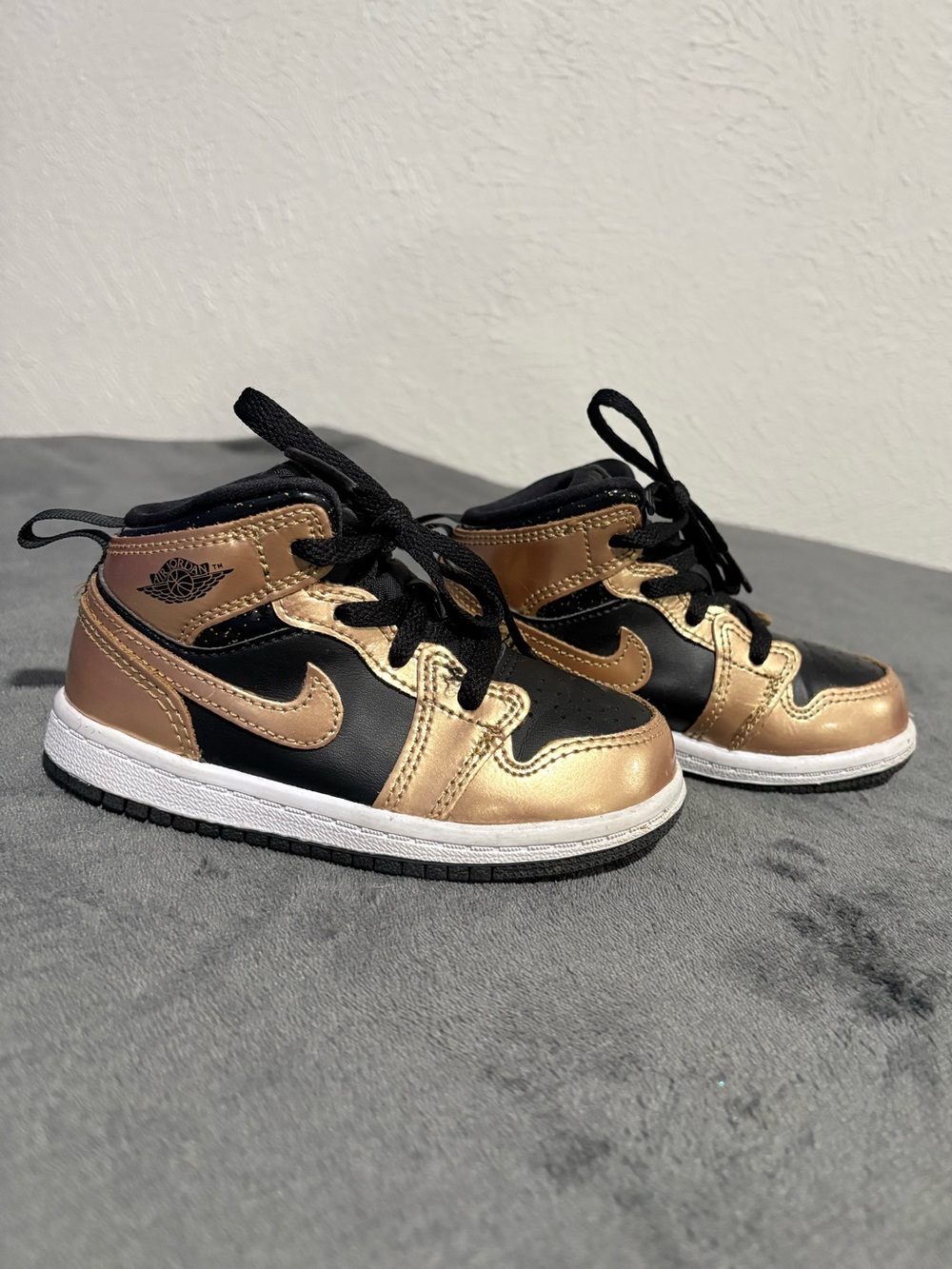 Nike Kids Black and Metallic Gold High-Top Sneakers